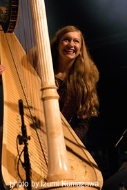 Joanna Newsom onstage at Green Man 2007.